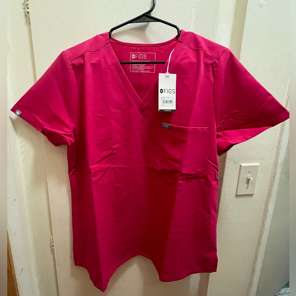 FIGS Catarina One Pocket Scrub Top- Ultra Rose